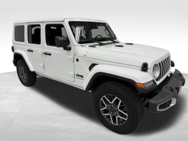 2025 Jeep Wrangler 4-Door Sahara 4x4