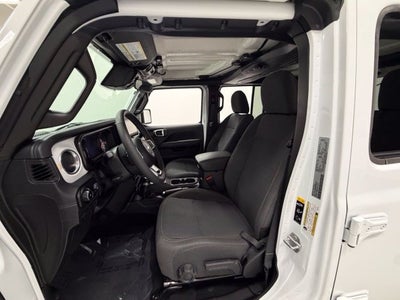2025 Jeep Wrangler 4-Door Sahara 4x4