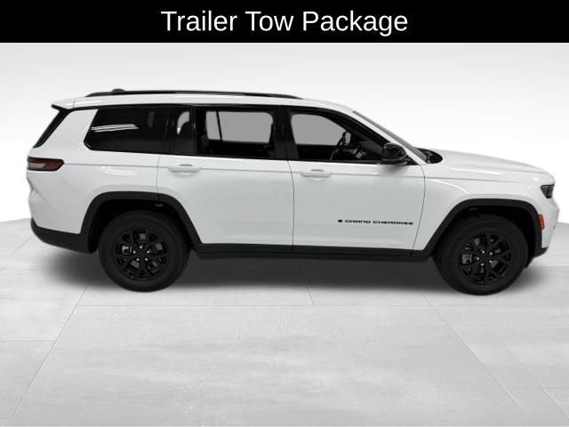 2025 Jeep Grand Cherokee L Altitude 4x4