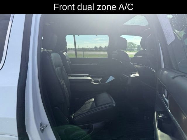 2023 Jeep Grand Wagoneer 4x4
