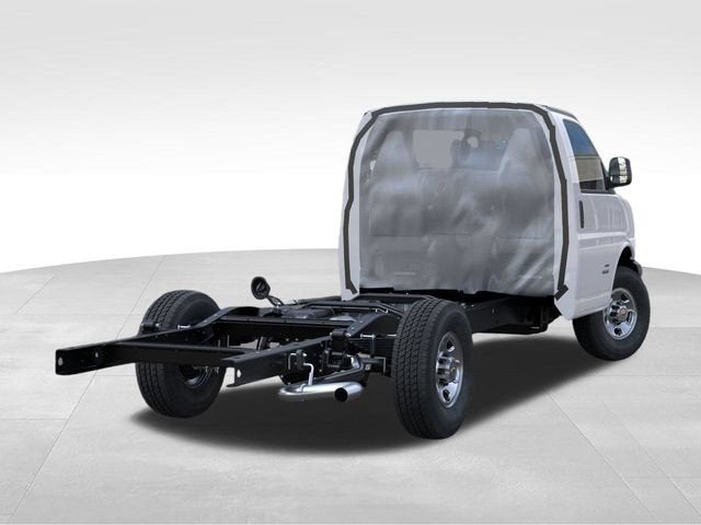 2026 Chevrolet Express Cutaway 3500 1WT