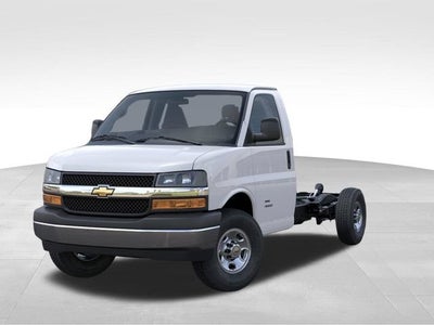 2026 Chevrolet Express Cutaway 3500 1WT