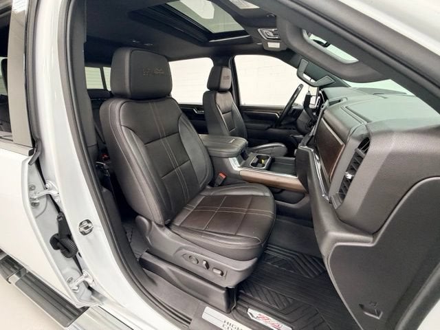 2024 Chevrolet Silverado 3500 HD High Country