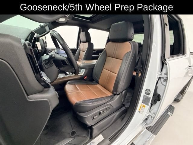 2024 Chevrolet Silverado 3500 HD High Country