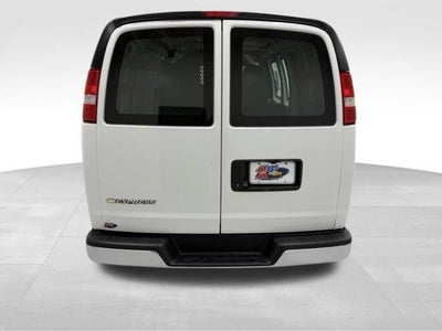 2025 Chevrolet Express Cargo WT