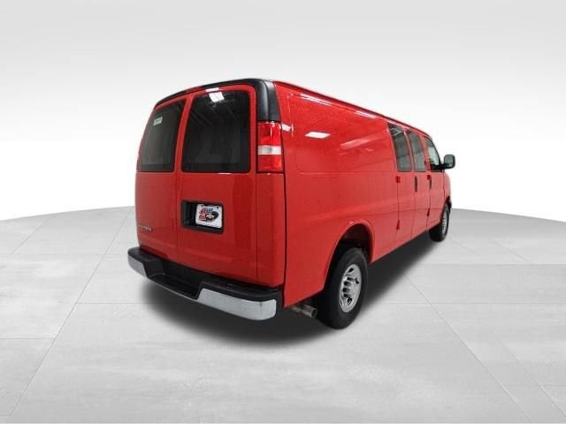 2026 Chevrolet Express Cargo 1WT