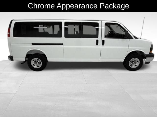 2025 GMC Savana Passenger LT