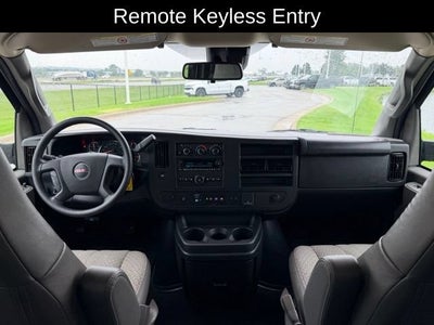 2025 GMC Savana Passenger LT