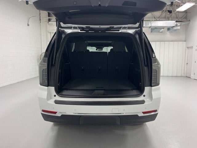 2027 Chevrolet Suburban LT