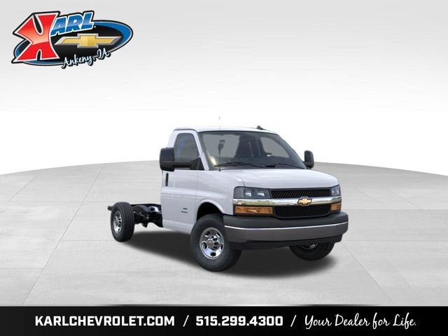 2026 Chevrolet Express Cutaway 3500 1WT