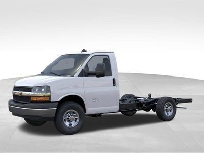 2026 Chevrolet Express Cutaway 3500 1WT