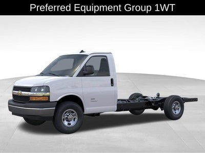 2026 Chevrolet Express Cutaway 3500 1WT
