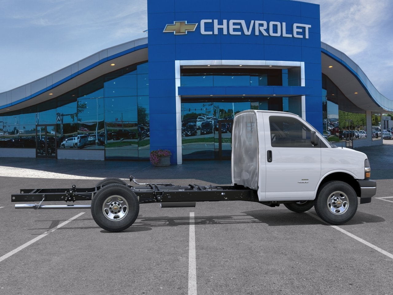 2026 Chevrolet Express Cutaway 3500 1WT