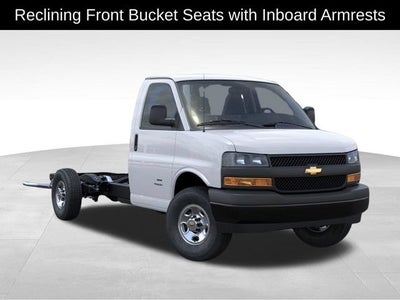 2026 Chevrolet Express Cutaway 3500 1WT