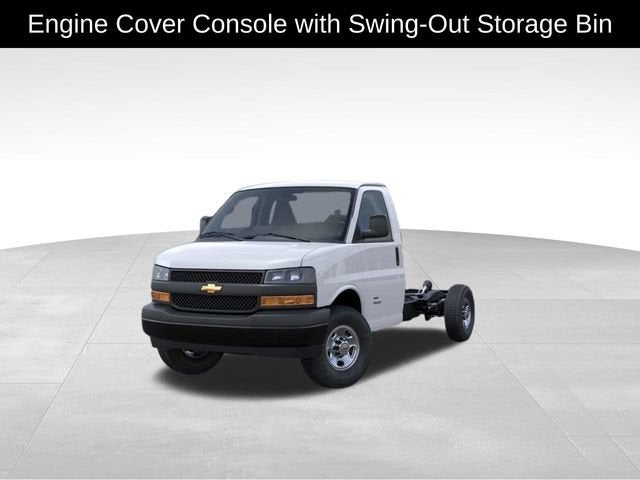 2026 Chevrolet Express Cutaway 3500 1WT