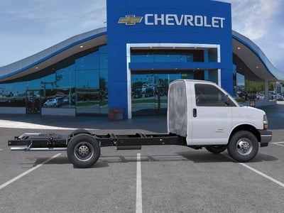 2026 Chevrolet Express Cutaway 3500 1WT