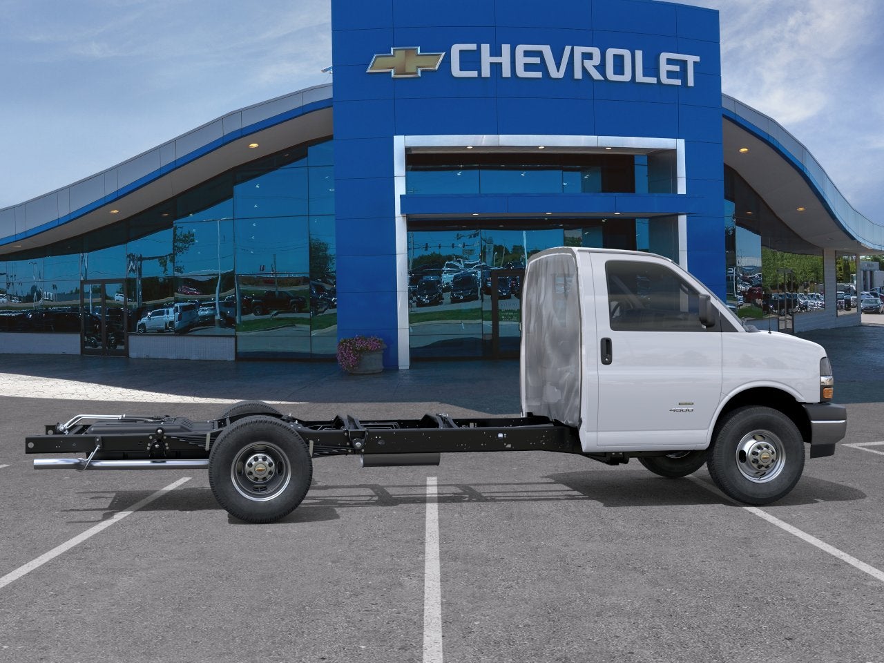 2026 Chevrolet Express Cutaway 3500 1WT