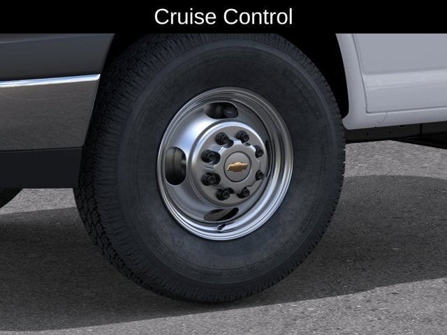 2026 Chevrolet Express Cutaway 3500 1WT
