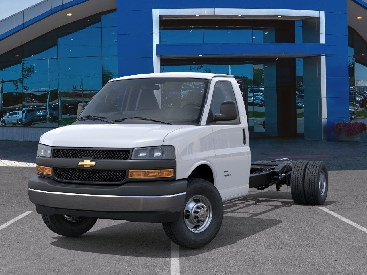 2026 Chevrolet Express Cutaway 3500 1WT