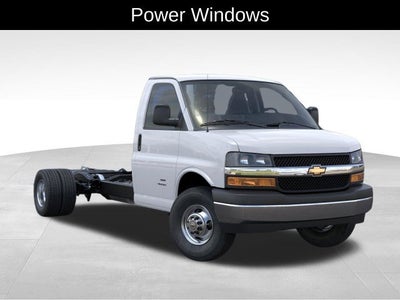 2026 Chevrolet Express Cutaway 3500 1WT