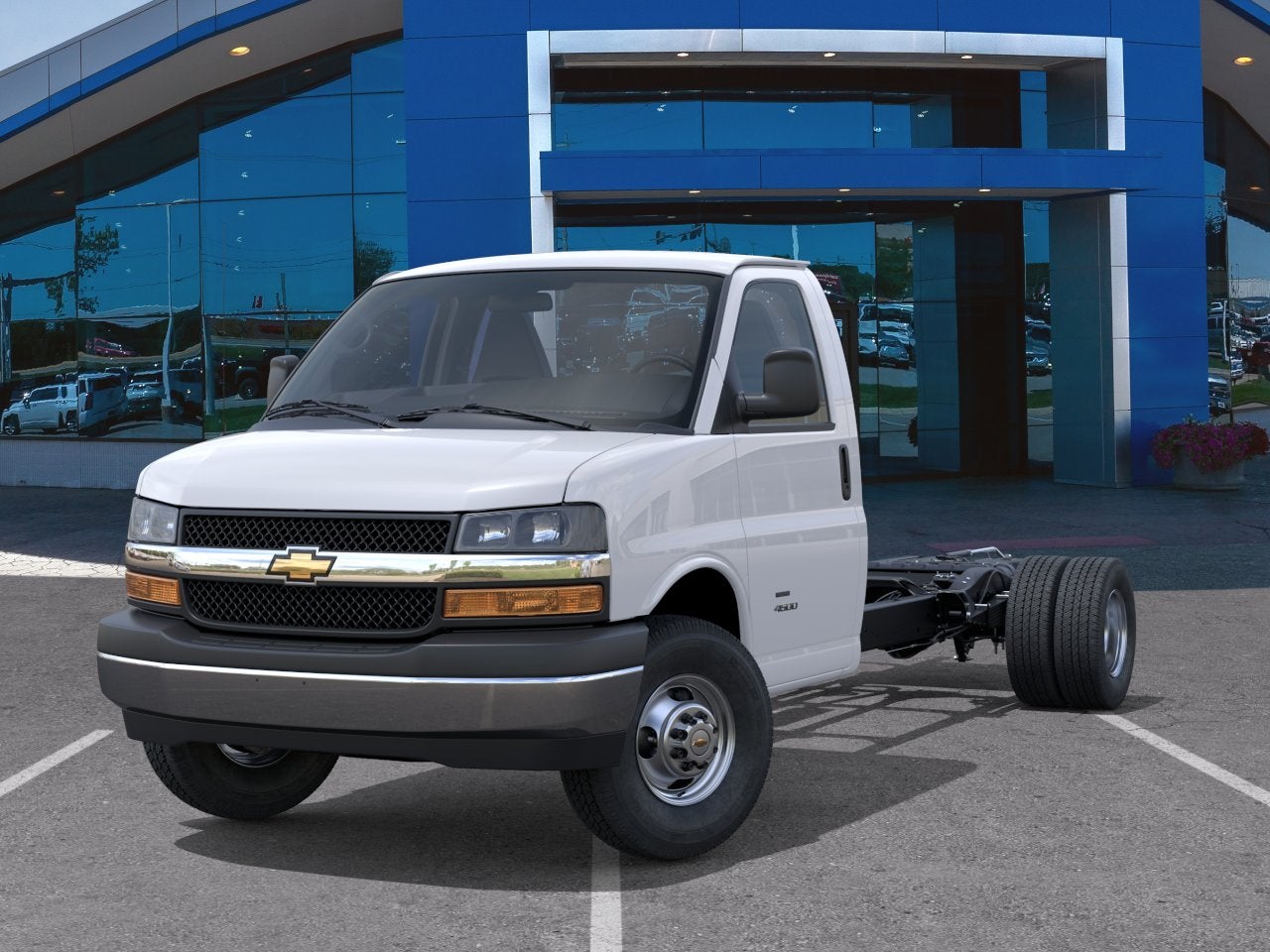 2026 Chevrolet Express Cutaway 3500 1WT