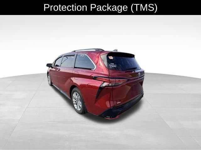 2021 Toyota Sienna XSE