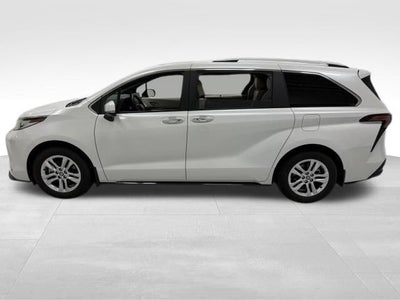 2025 Toyota Sienna Limited