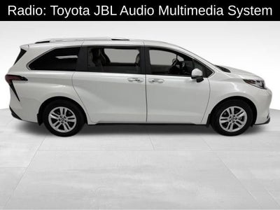 2025 Toyota Sienna Limited