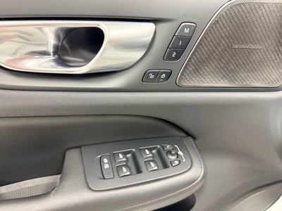 2024 Volvo S60 Ultimate Dark Theme