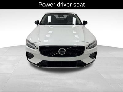 2024 Volvo S60 Ultimate Dark Theme