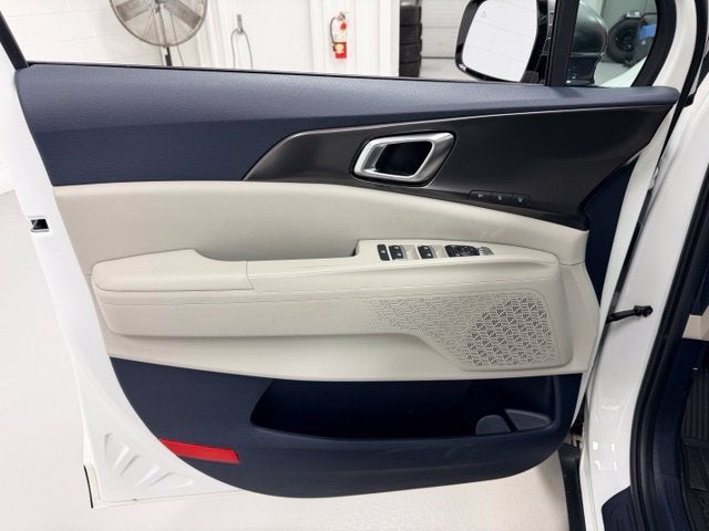 2025 Kia Carnival MPV SX
