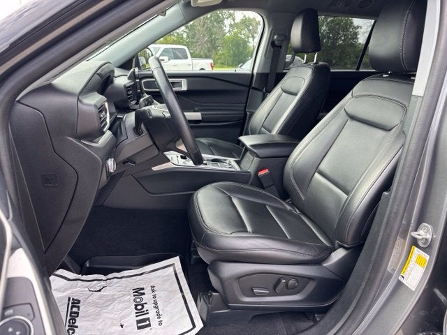 2023 Ford Explorer XLT - Photo 17