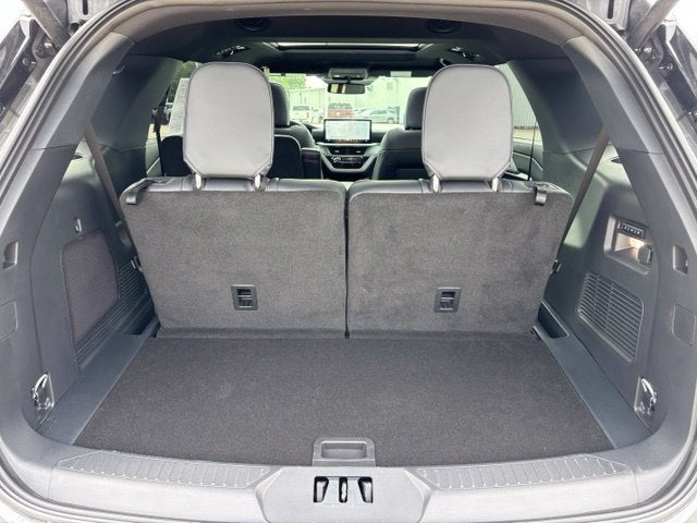 2026 Ford Explorer ST - Photo 24