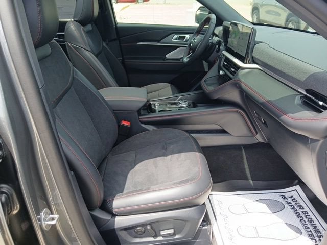 2026 Ford Explorer ST - Photo 32