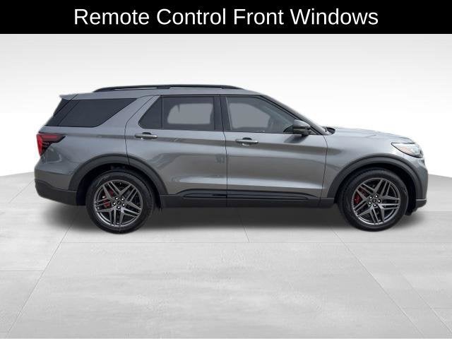 2026 Ford Explorer ST - Photo 7