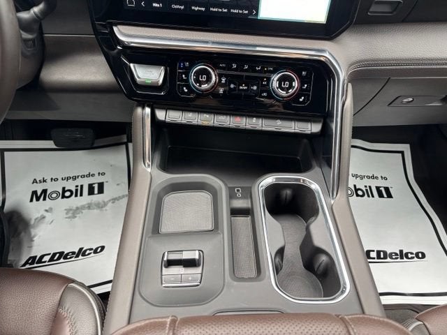2025 GMC Sierra 3500 HD Denali