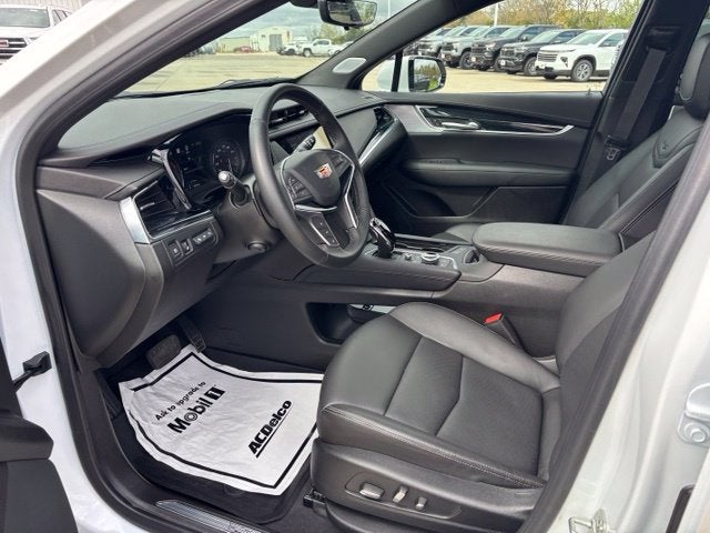 2025 Cadillac XT5 Premium Luxury