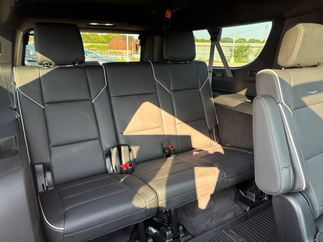 2024 Cadillac Escalade ESV Premium Luxury - Photo 28