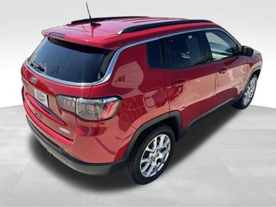 2023 Jeep Compass Latitude Lux FWD