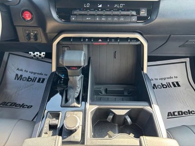 2026 Toyota Tundra SR5 CrewMax 5.5' Bed