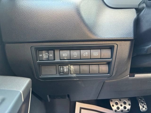 2026 Toyota Tundra SR5 CrewMax 5.5' Bed