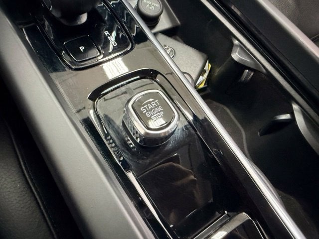 2024 Volvo S60 Ultimate Dark Theme