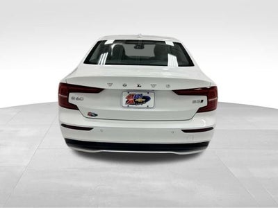 2024 Volvo S60 Ultimate Dark Theme