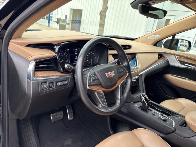 2021 Cadillac XT5 AWD Sport