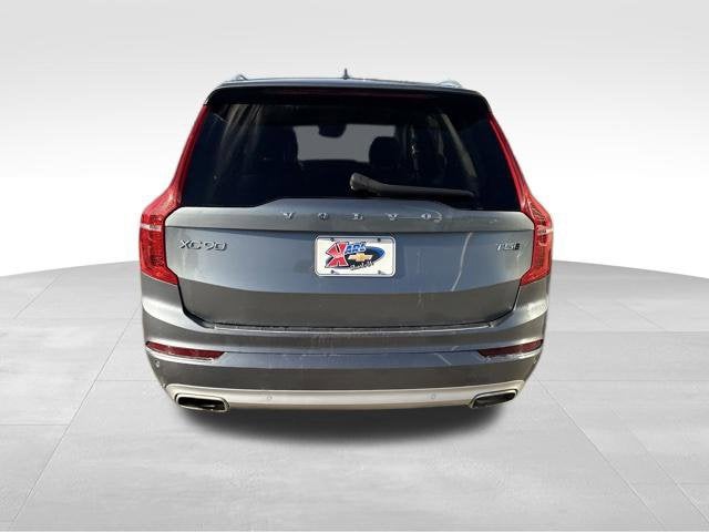 2020 Volvo XC90 T5 Momentum 7 Passenger