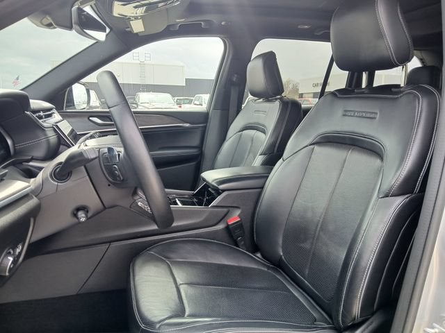 2022 Jeep Grand Cherokee Overland 4x4