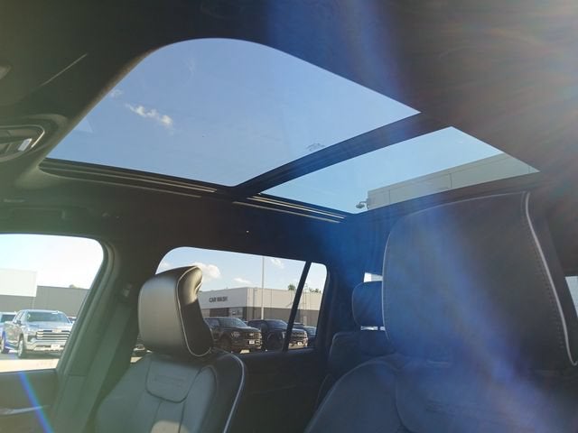 2025 Jeep Grand Cherokee L Summit 4x4