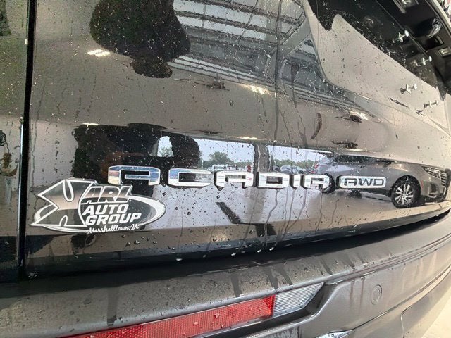 2024 GMC Acadia AT4