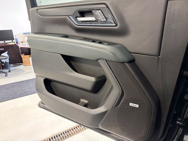 2025 GMC Yukon XL AT4