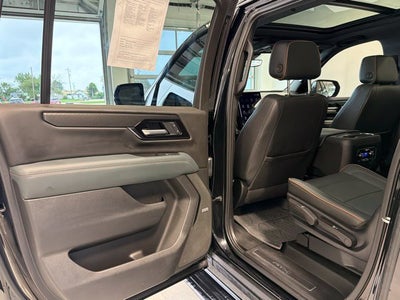 2025 GMC Yukon XL AT4